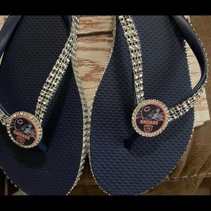 Chicago bears flip flops